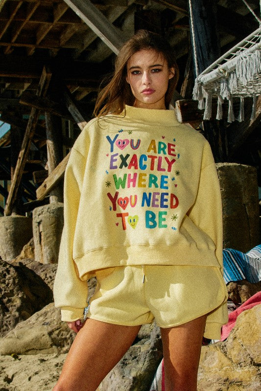 Reversible Graphic Mock-neck Crop Sweatshirt